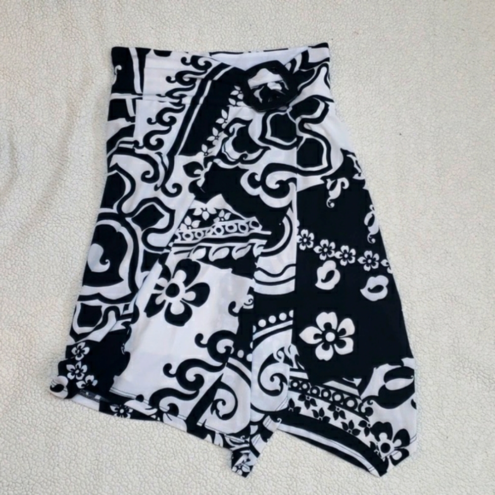 Black and White skirt by Cache